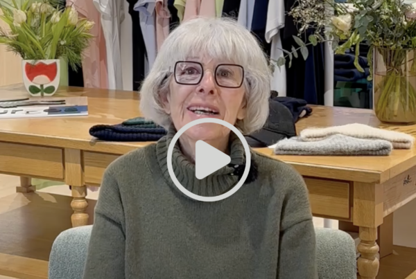 Interview de Camille Rochon dans la boutique Héritage Rochon, racontant son histoire et son parcours