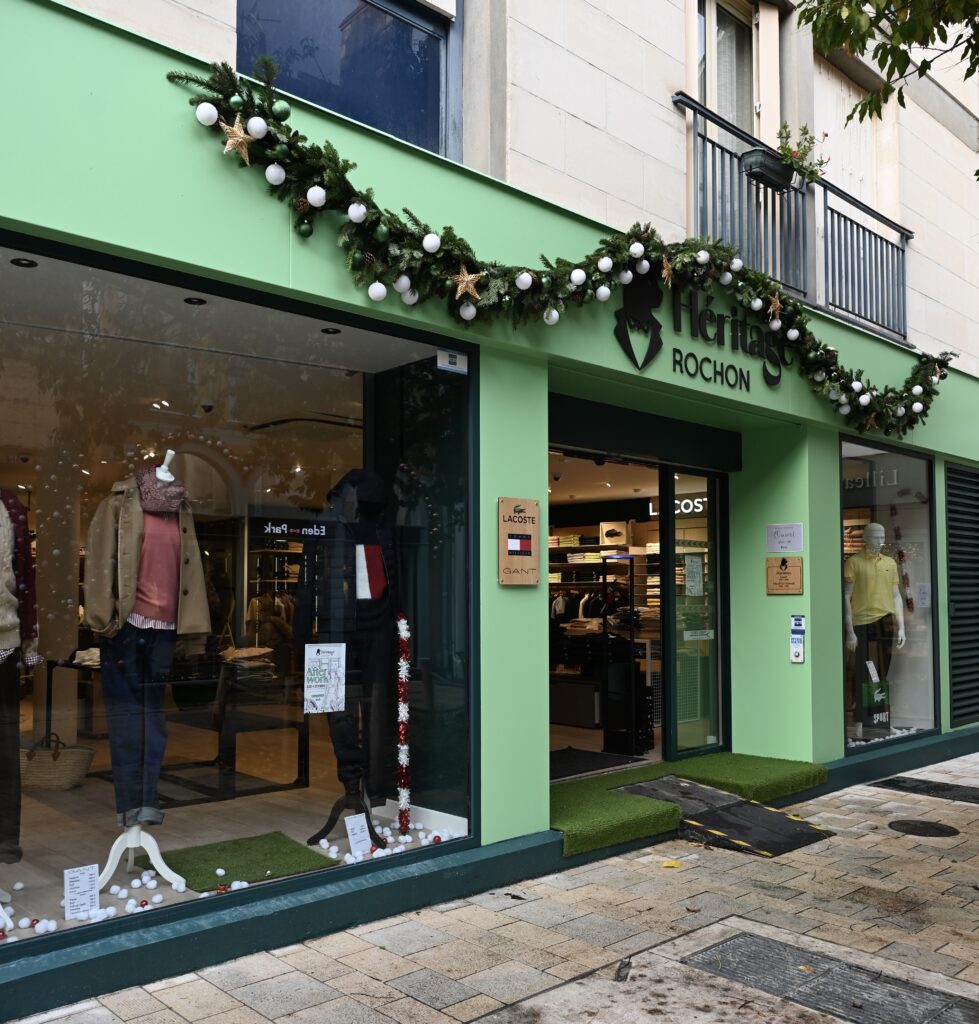 Façade verte de la boutique Héritage Rochon à Bourges, spécialisée en streetwear chic